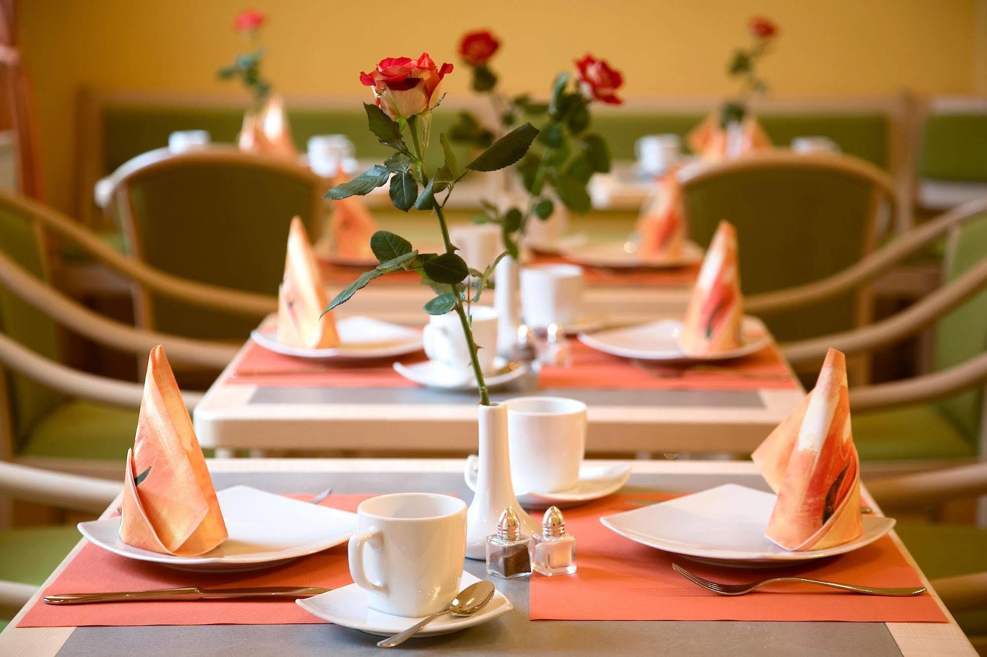 Melarose Feng Shui Hotel Berlin Luaran gambar